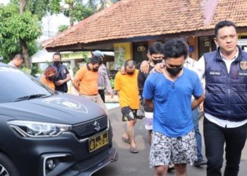 Polisi Tangkap Pasutri Penadah Motor Curian di Jakbar