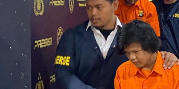 Duo Jambret Gadaikan Ponsel Bocah 8 Tahun di Jaksel buat Judi Slot