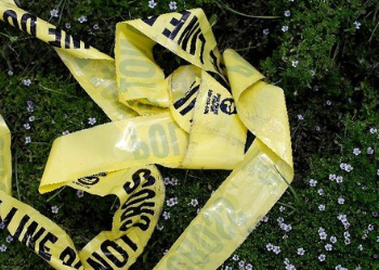 Penampakan Vadel Badjideh Tersangka Persetubuhan Anak Kini Berbaju Tahanan