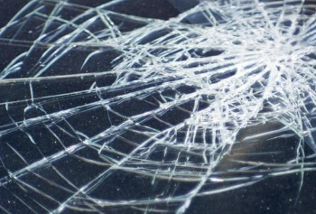 Viral Mobil Komplotan Maling Ban Serep Dirusak Sopir Truk di Tol Balaraja