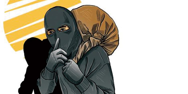 Dua WN China Bobol Rumah Kosong di Tangerang, Gasak Rp4,5 Miliar