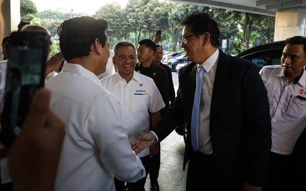 Pemerintah Ganti Menteri Keuangan Sri Mulyani di Tengah Protes Publik