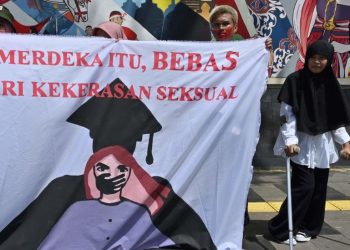 Polemik Pelecehan Seksual Ipar di Dompu: Terduga Pelaku Bebas, Keluarga Korban Blokir Jalan Menuntut Keadilan, Polisi Beri Penjelasan