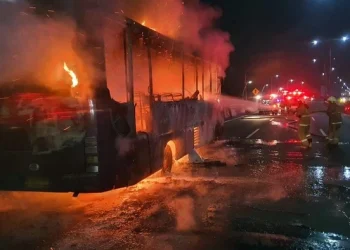 Insiden di Tol Wiyoto Wiyono: Bus Terbakar Hebat, Kerugian Capai Rp2 Miliar
