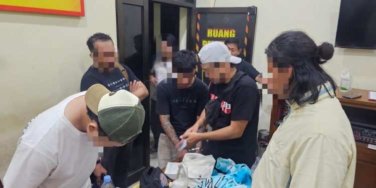 Polres Karanganyar Ungkap Kasus Pengeroyokan dan Penganiayaan Dipicu Masalah Asmara dan Salah Paham