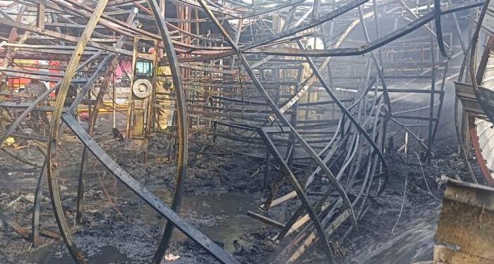 Empat Kios Pasar JB Cengkareng Hangus, Pedagang Rugi Ratusan Juta