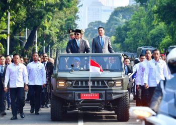 Presiden Prabowo Minta Seluruh Menteri Wajib Gunakan Mobil Maung Pindad