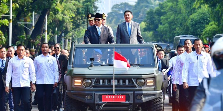 Presiden Prabowo Minta Seluruh Menteri Wajib Gunakan Mobil Maung Pindad