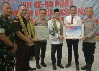 Polres OKU Raih Penghargaan Atas Pengungkapan Kasus Pembunuhan Guru P3K