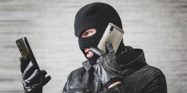 Kontroversi Tersangka Penipuan Miliaran Rupiah Jadi “Tokoh Publik”: Kuasa Hukum Korban Teriak Konspirasi!