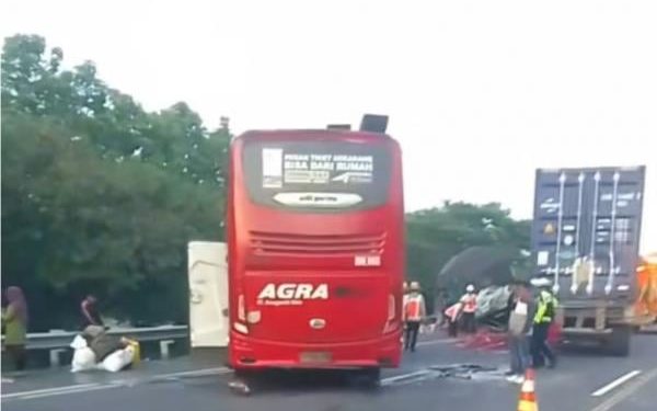 Kecelakaan Beruntun 4 Kendaraan di Tol Cipali Menuju Jakarta, Nihil Korban Jiwa