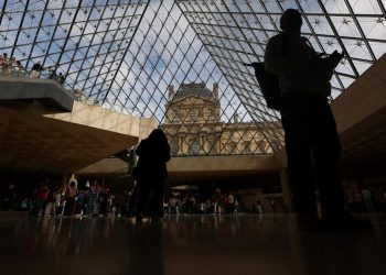 Kasus Perampokan Louvre Berlanjut: Dua Tersangka Baru Dikenai Dakwaan Resmi di Paris