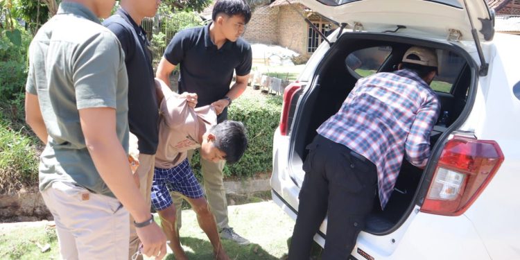 Biadab! Pria di Pringsewu Diringkus Polisi: Diduga Cabuli Anak Tirinya Berulang Kali hingga Hamil Sejak Tahun 2023