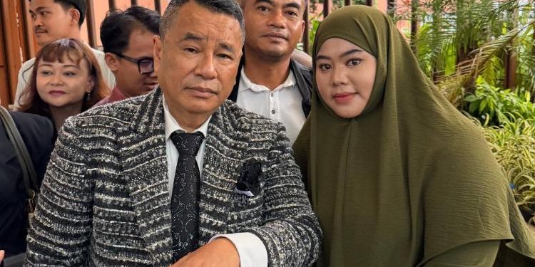 Hotman Paris Kawal Kasus Pembunuhan Sadis Dwi Putri di Batam