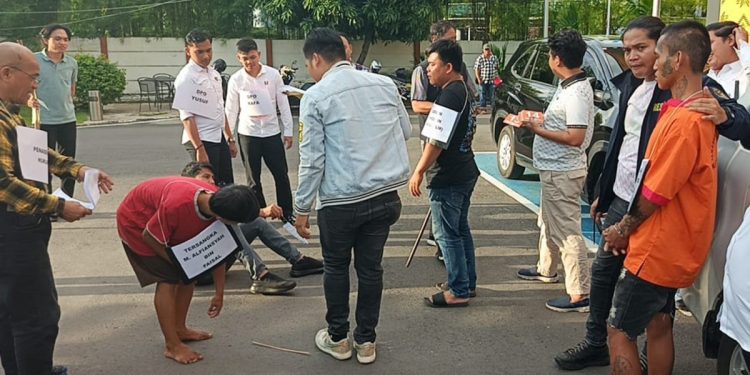 Rekonstruksi Pembunuhan Sopir Truk Lampung di Palembang: Berawal dari Uang Rp2.000, 5 Pelaku Terlibat