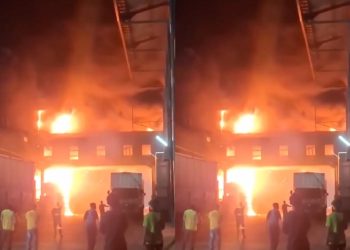 Kebakaran Gudang PT Dua Kelinci Pati Hanguskan Dua Bangunan