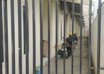 Trauma Pembunuhan di Nganjuk: Penghuni Kos Pilih Hengkang, Kos Kini Sepi